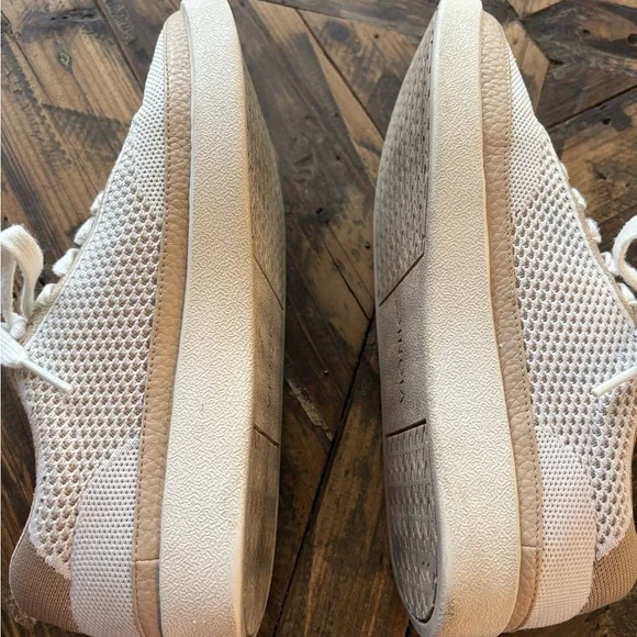 Vionic White and Tan Sneakers - Picture 3 of 4